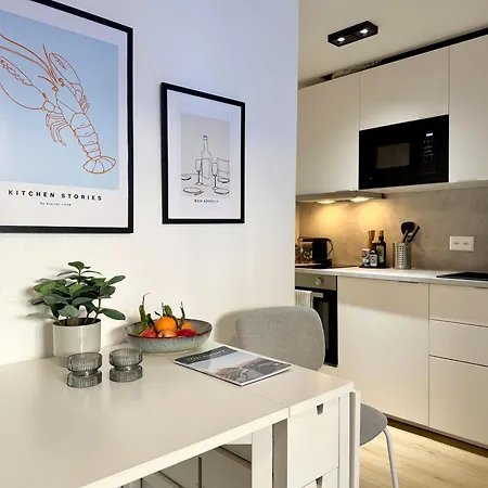 アパート One Bedroom 5 Min From The Lift クラン