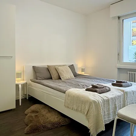 アパート One Bedroom 5 Min From The Lift *